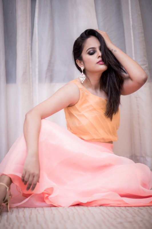 Nandita Swetha 2020 Wallpapers 2000