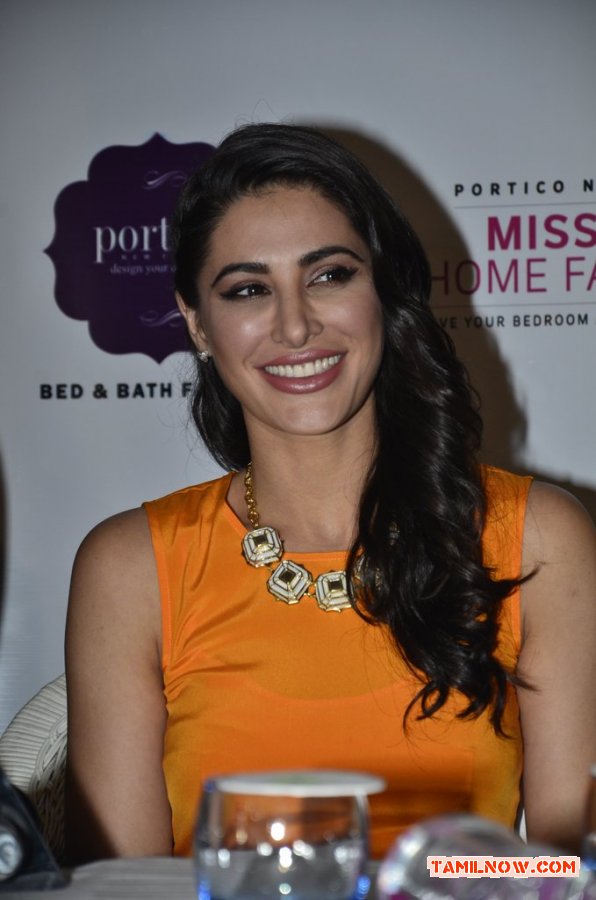 Nargis Fakhri Stills 4228