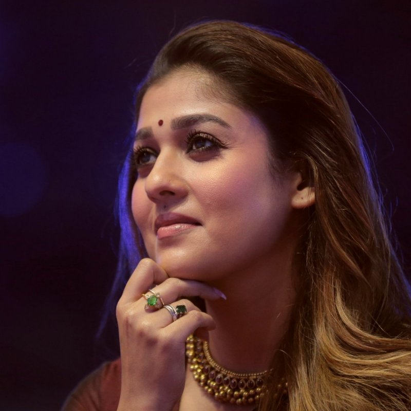 New Stills South Actress Nayantara 3612