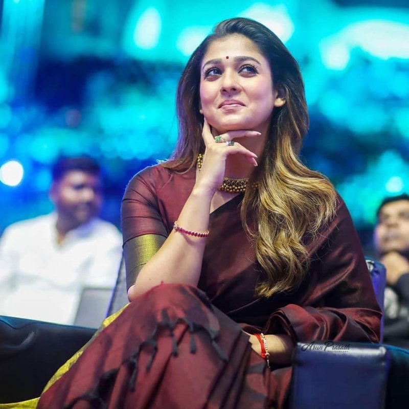 Album Nayanthara 9330