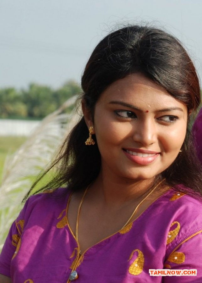 Tamil Actress Neha 5952