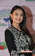 Actress Nikitha Narayan 2014 Wallpapers 168