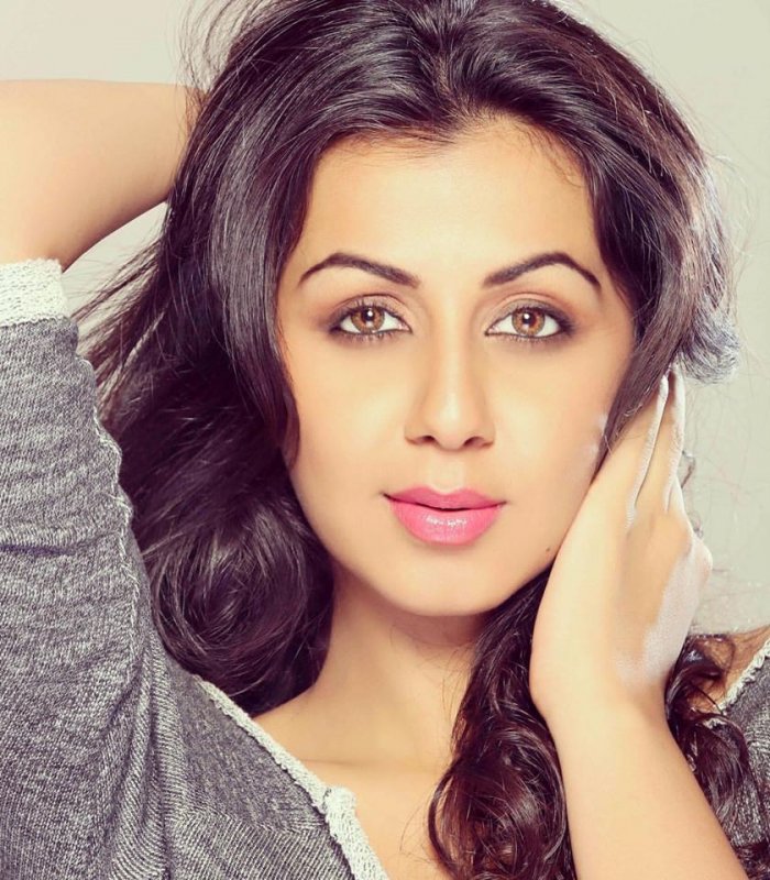 Nikki Galrani New Wallpapers 9880