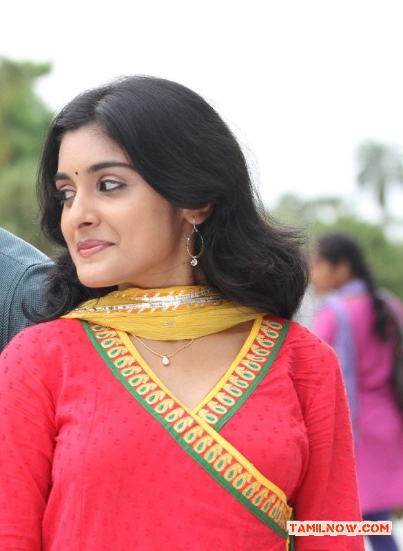 Tamil Actress Niveda Thomas 4394