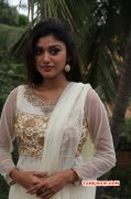 Oviya Actress Latest Image 2559