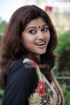 Oviya Photos 2913