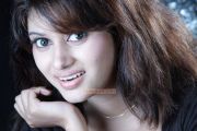 Oviya Photos 8474