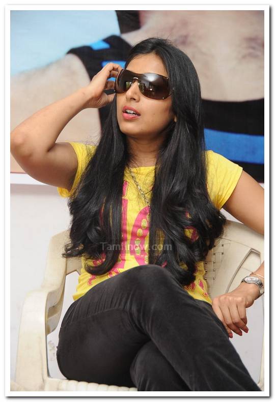 Padmapriya Stills 3010