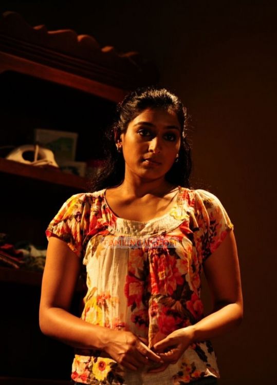 Padmapriya Stills 4337