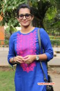 Recent Stills Parvathy Thiruvoth Movie Actress 3060