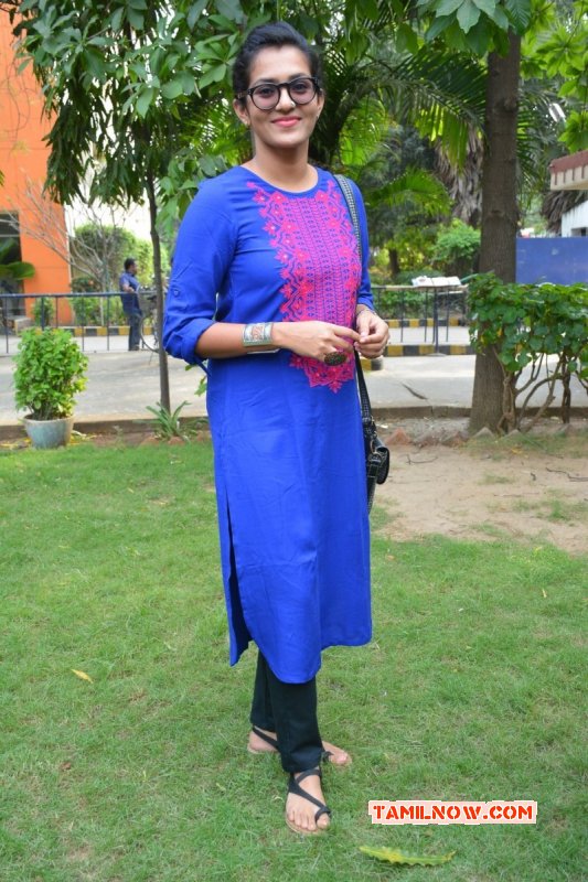 Tamil Heroine Parvathy Thiruvoth 2016 Still 7605