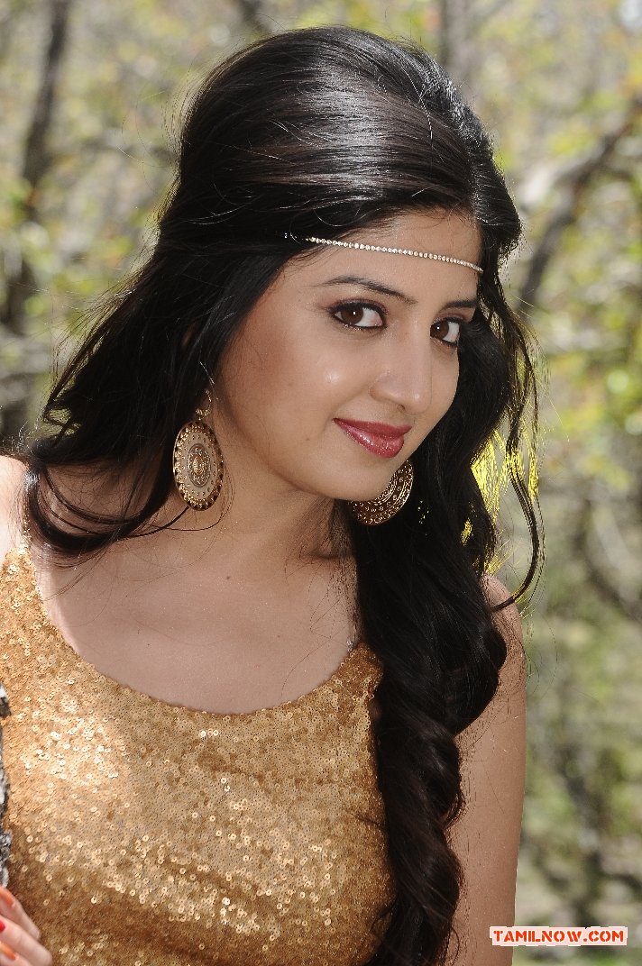 Poonam Kaur Stills 126