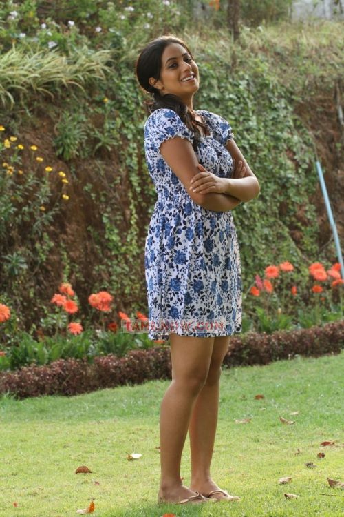 Poorna Stills 9367