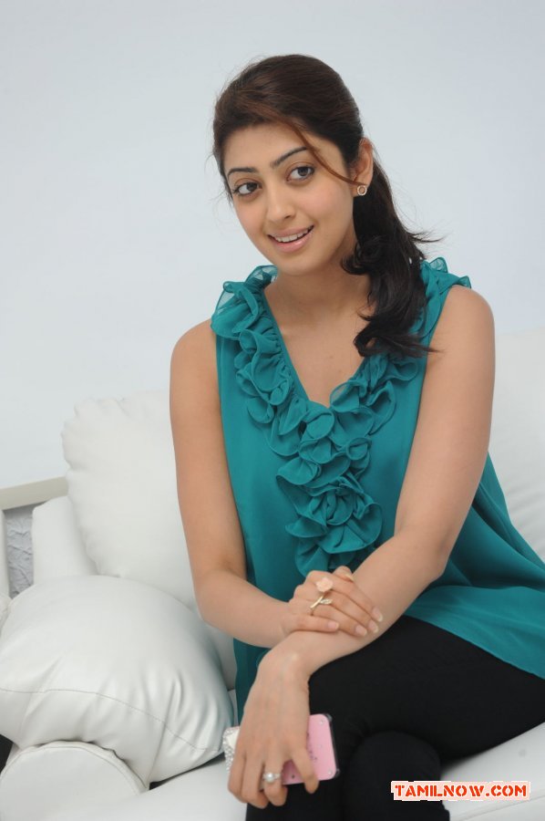 Pranitha Stills 6203