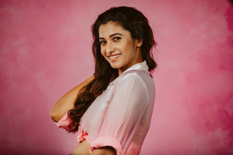 Priya Bhavani Shankar Actress Latest Stills 1784