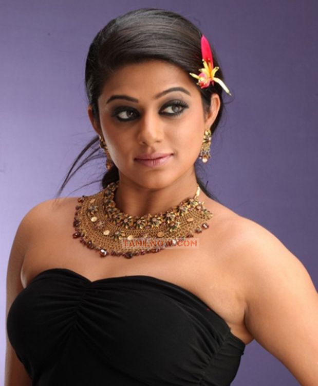 Priyamani 521