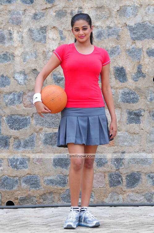 Priyamani New Still6