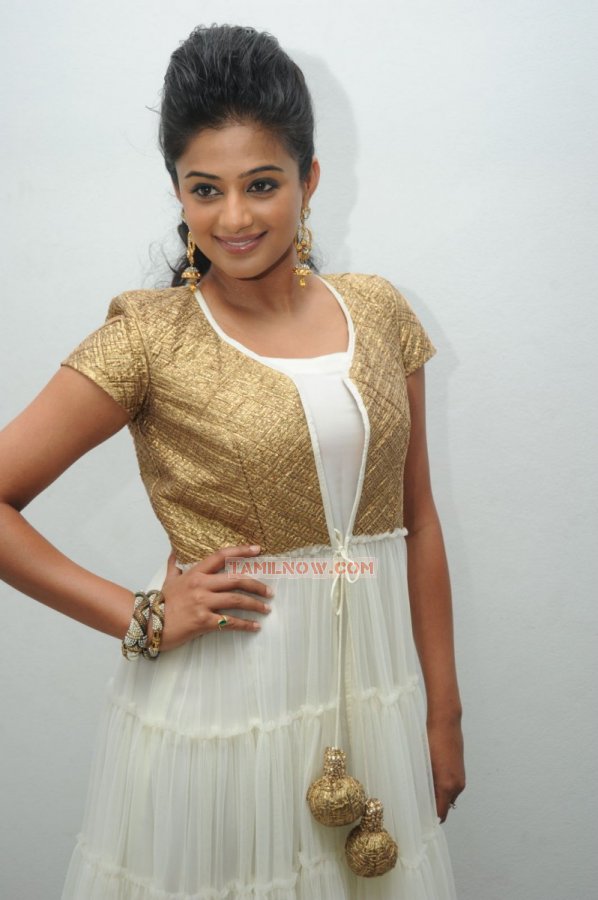 Tamil Actress Priyamani Photos 2362