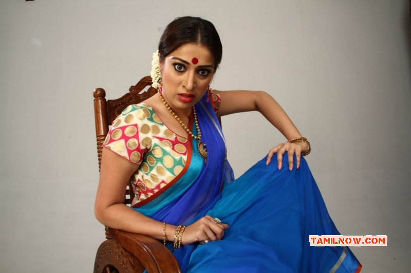 Wallpaper Tamil Actress Raai Laxmi 9584