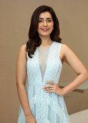 Images Actress Raashi Khanna 322