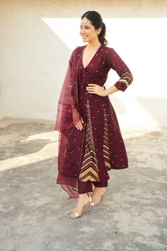 South Actress Raashi Khanna Stills 3293