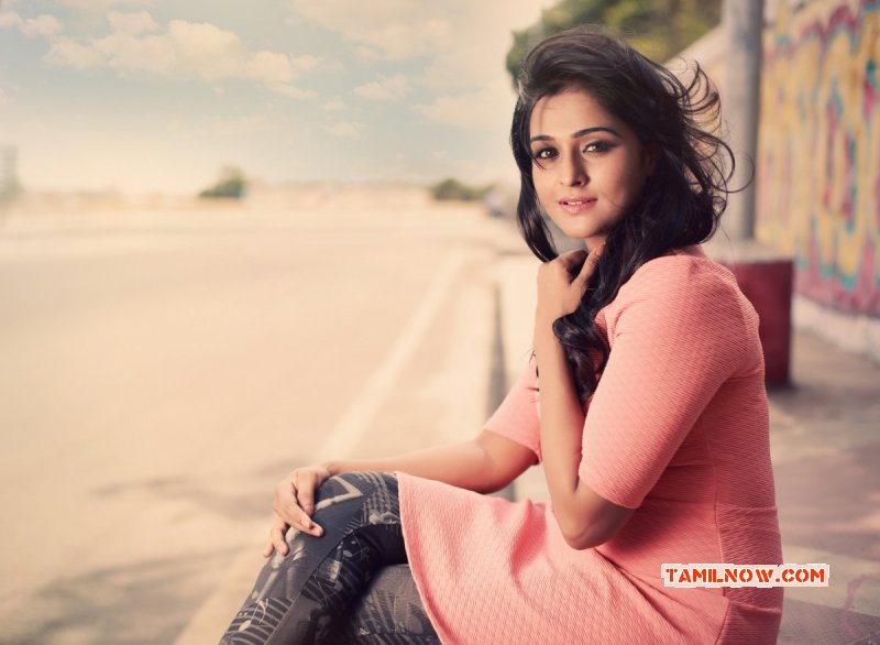 2016 Photos Tamil Actress Remya Nambeesan 9580