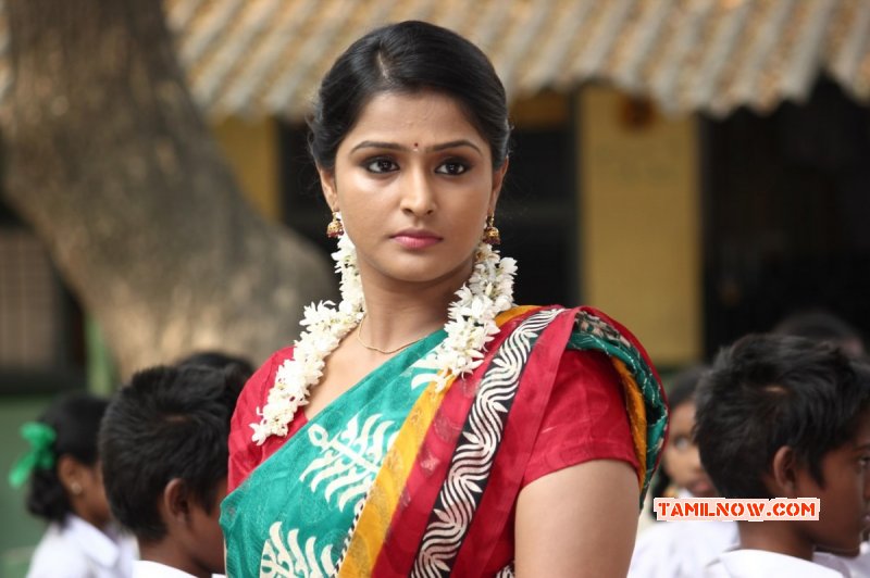 Cinema Actress Remya Nambeesan Latest Photos 5972