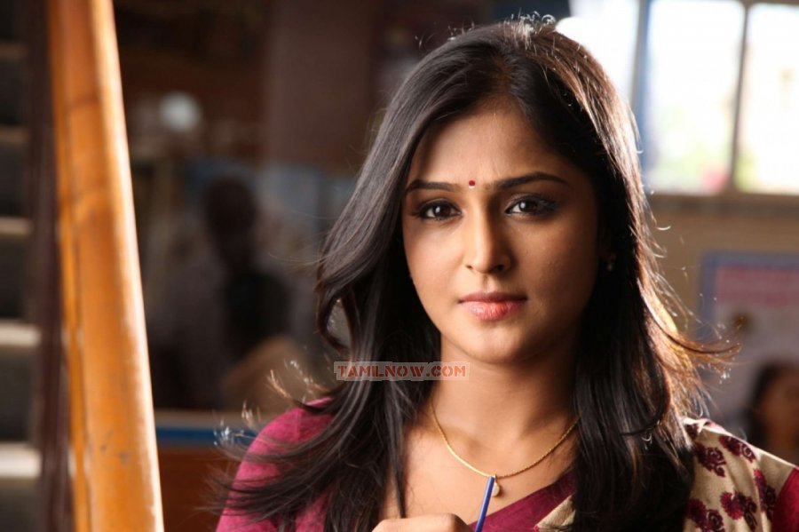 Remya Nambeesan 6352