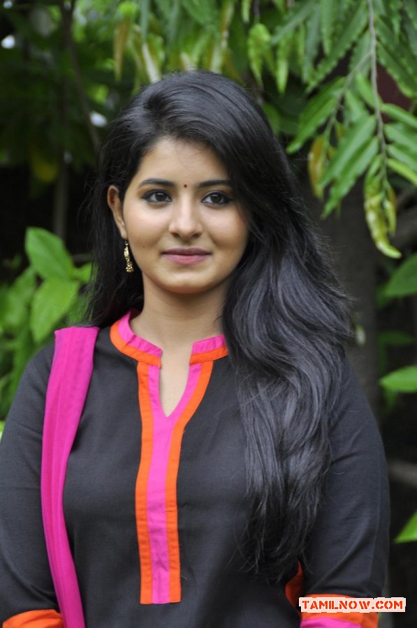 Reshmi Menon 1923