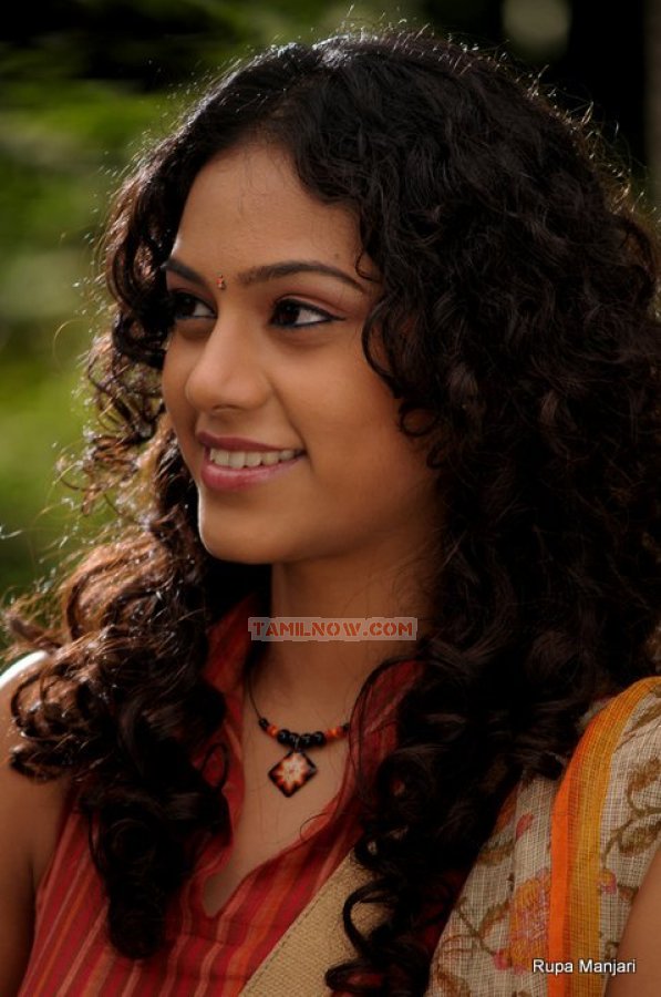 Actress Rupa Manjari 6072