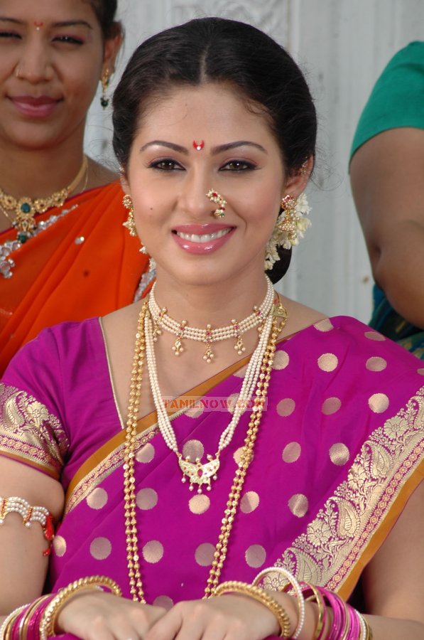 Actress Sada 8684