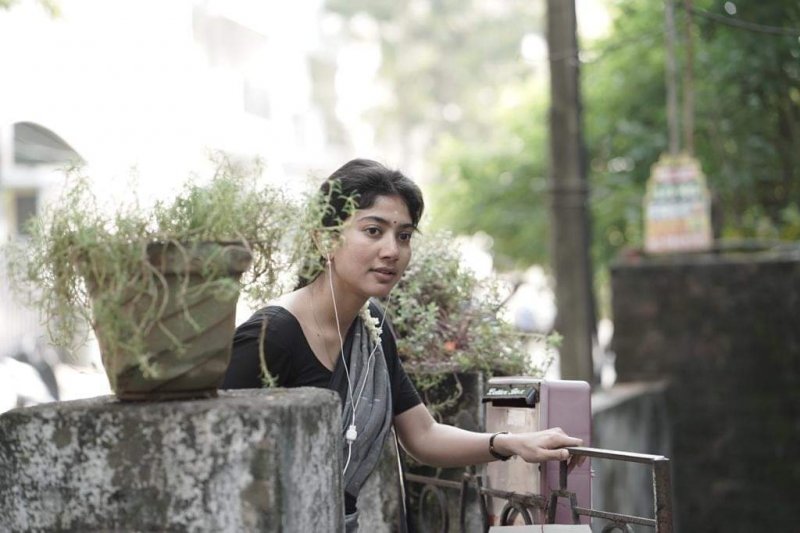 Actress Sai Pallavi New Still 2084