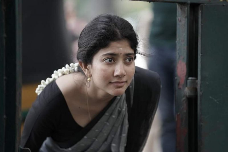 Recent Stills Sai Pallavi 2639