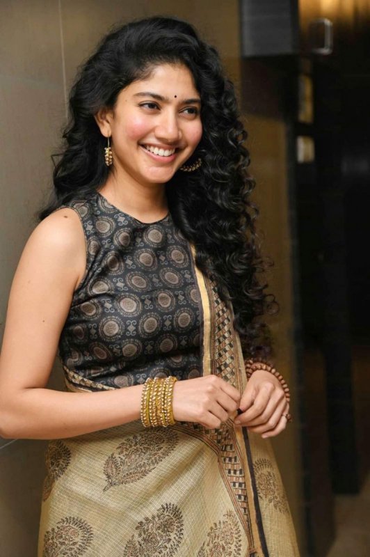 Sai Pallavi South Actress Latest Pic 2488