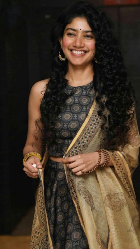 Tamil Movie Actress Sai Pallavi 2019 Wallpapers 1805
