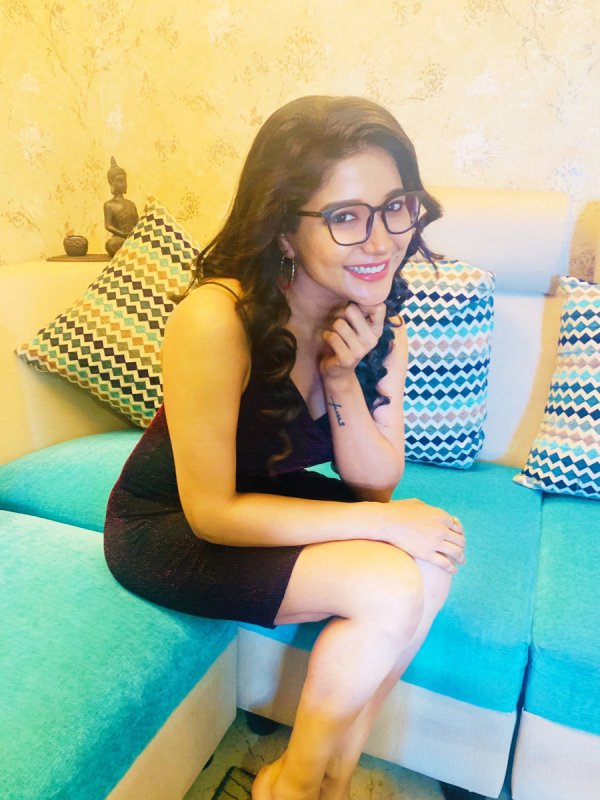 Actress Sakshi Agarwal Latest Picture 8586