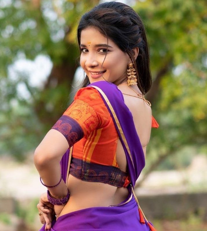 Indian Actress Sakshi Agarwal Latest Pics 9339