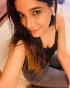 Latest Picture Film Actress Sakshi Agarwal 1914