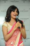 Actress Samantha Stills 8707