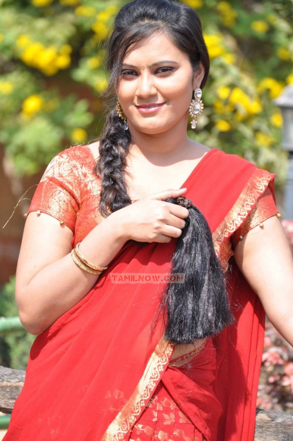 Actress Samasthi 5062