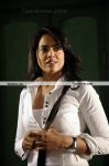 Sameera Reddy Hot Pic2