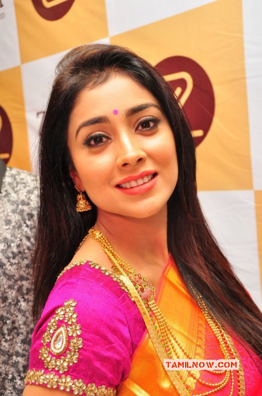 Shriya Saran Indian Actress Recent Pic 6441