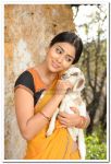 Shriya Photo 19