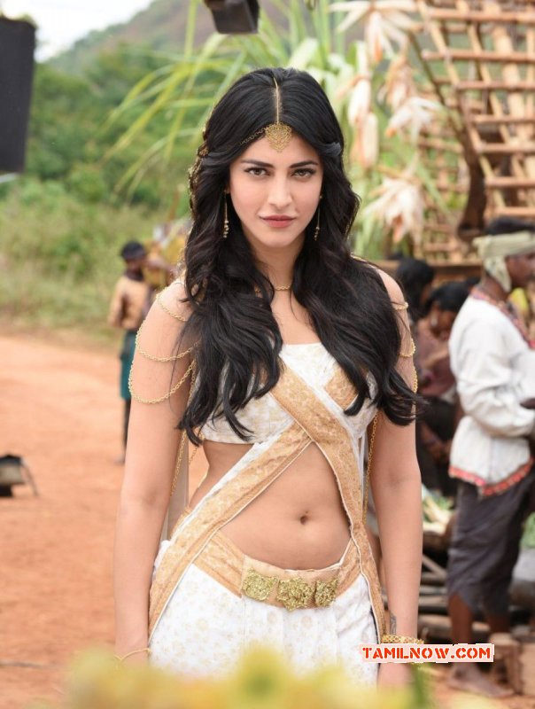 Actress Shruthi Haasan New Still From Puli 693