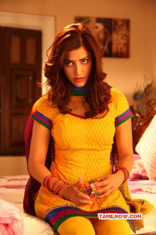 Heroine Shruthi Haasan New Pictures 4109