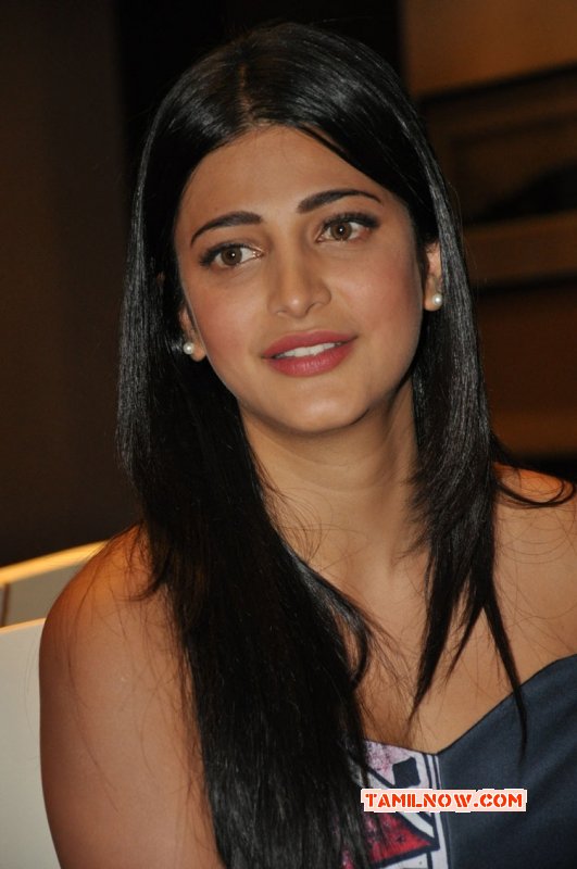 Movie Actress Shruthi Haasan New Galleries 3478