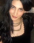 Shruthi Haasan Actress Jul 2020 Pics 8461