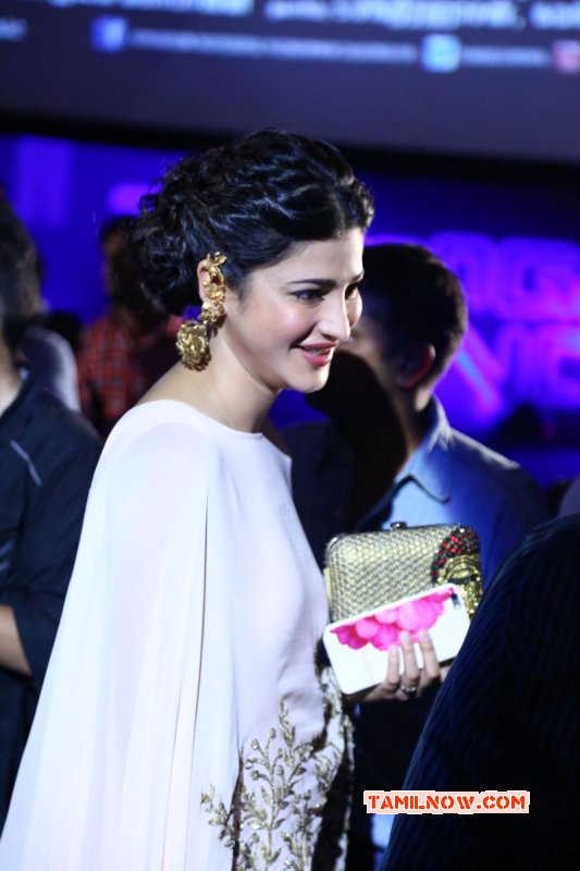 Shruthihaasan At Thoongavanam Audio Launch Gallery 108