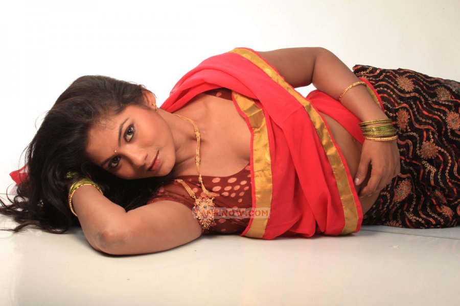 Actress Shruthi 2743