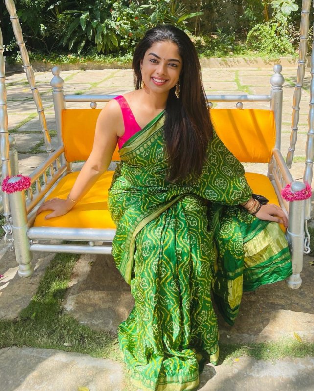 New Photos Indian Actress Siddhi Idnani 2897